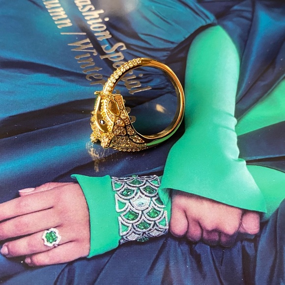 AUTH gold plated and zirconia luxury panthère ring STUNNING - Picture 8 of 14